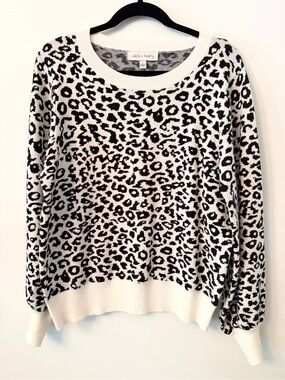 Jack + Avery Leopard Print Sweater Black White Size Large